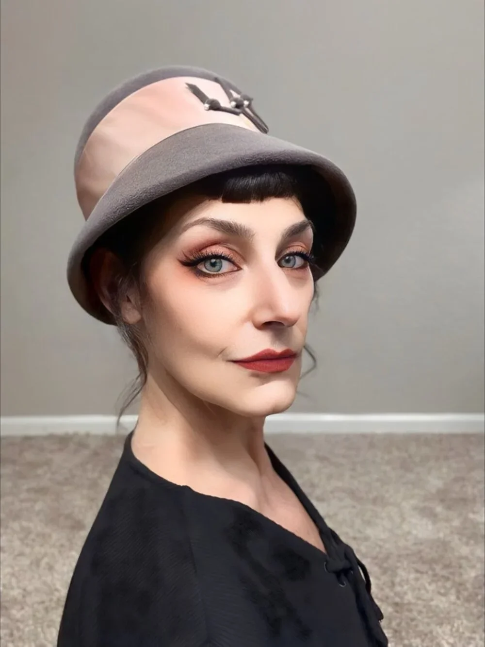 1920s Gray Felt & Pink Satin Bucket Hat Marshall Fields Deadstock NWOT Flapper